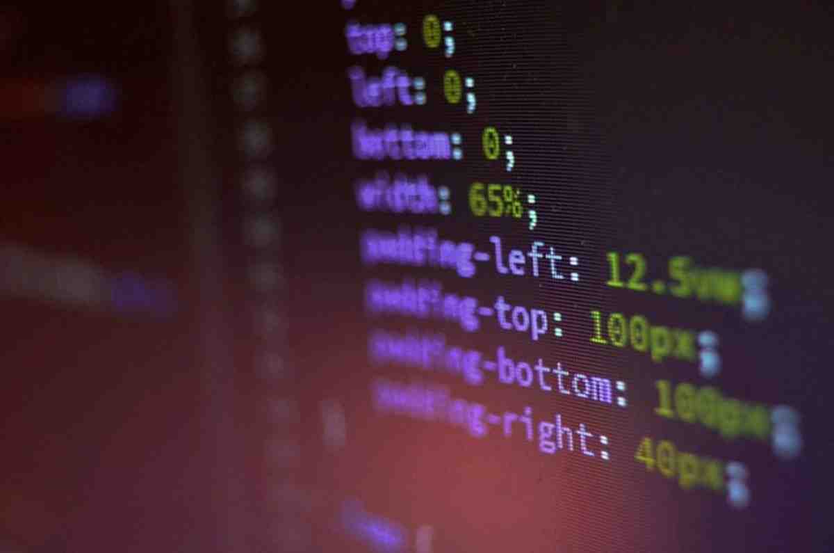 What is HTML and its types?